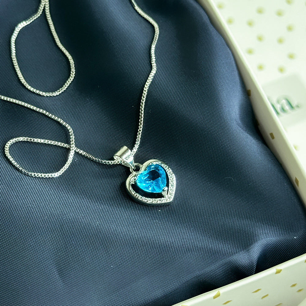 Bluvia | Blue Heart Pendant Necklace | Uzenia