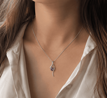Wavelle | Curve Pendant Necklace | Uzenia
