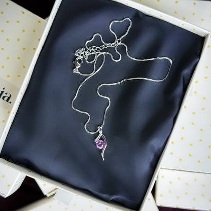 Wavelle | Curve Pendant Necklace | Uzenia
