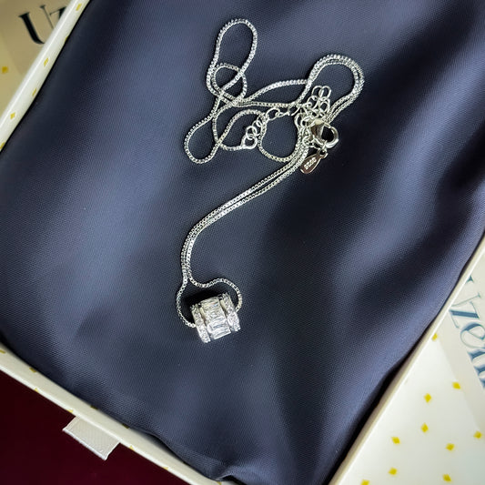 LoveOrbit | Pendant Necklace | Uzenia
