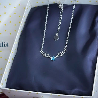 Elka | Deer Pendant Necklace | Uzenia