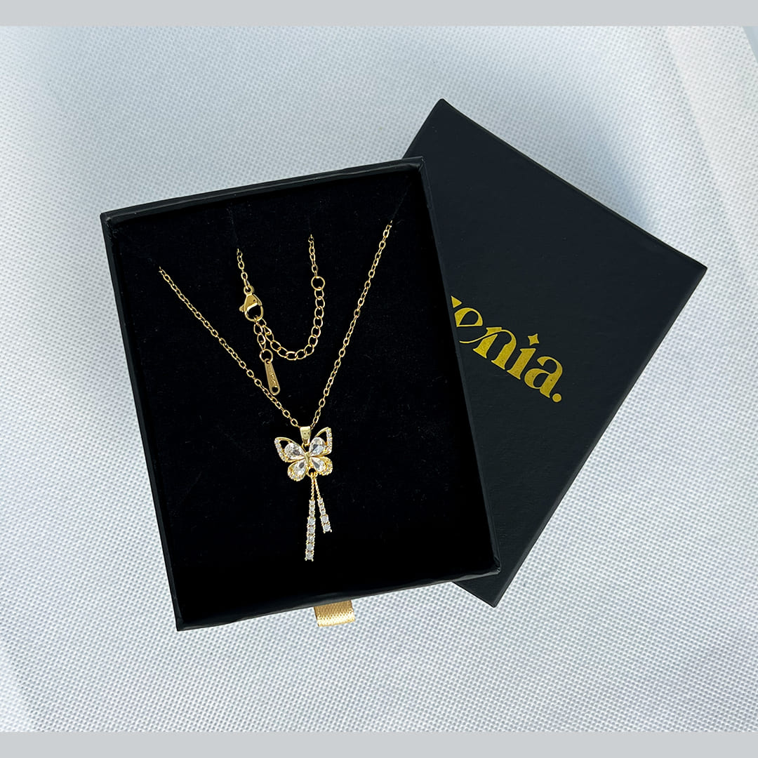 Flyra Gold | Butterfly Pendant | Uzenia