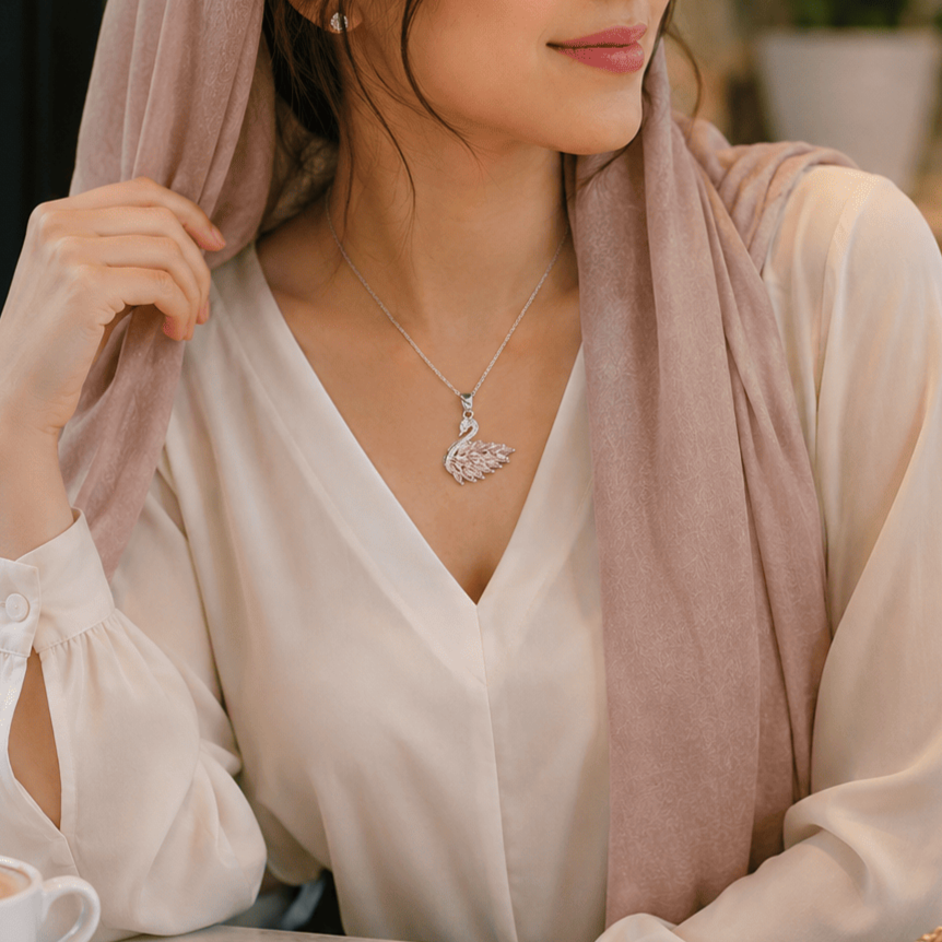 Cygelle 🦢 | Swan Necklace Pendant | Uzenia